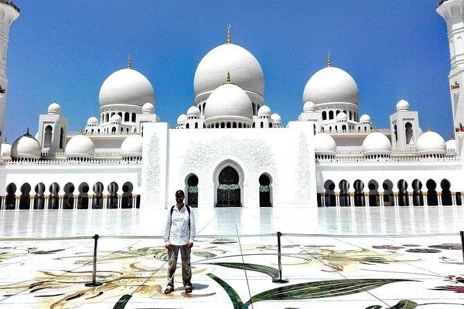 Abu Dhabi Day tour with Sheikh Zayed Grand mosque - Marina Mall free time: where lunch and shopping fit into the day