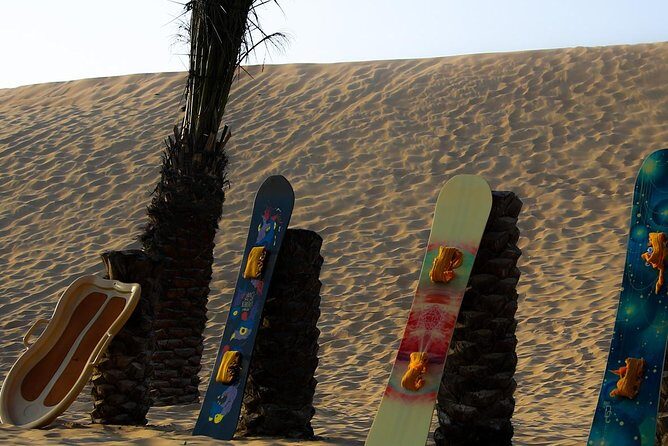 Abu Dhabi Desert Safari (Dune Bashing, BBQ Dinner, Camel Ride & Sand Skii) - Sand skiing/sandboarding: included, but ask for help
