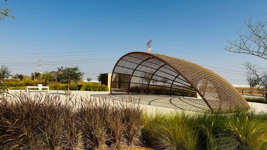 Abu Dhabi: Fossil Dune, Salt Lake and Camel Race Track Tour - Abu Dhabi pickup and the best way to pace your day