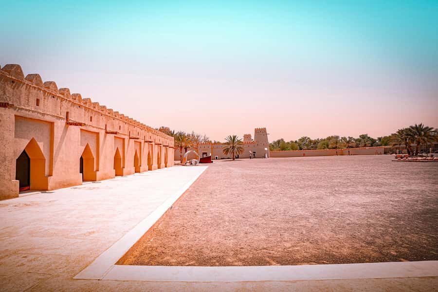 Abu Dhabi: Full-Day Al Ain Tour with Entry Tickets and Meal - Al Ain vs. Abu Dhabi: a desert city with a different pace