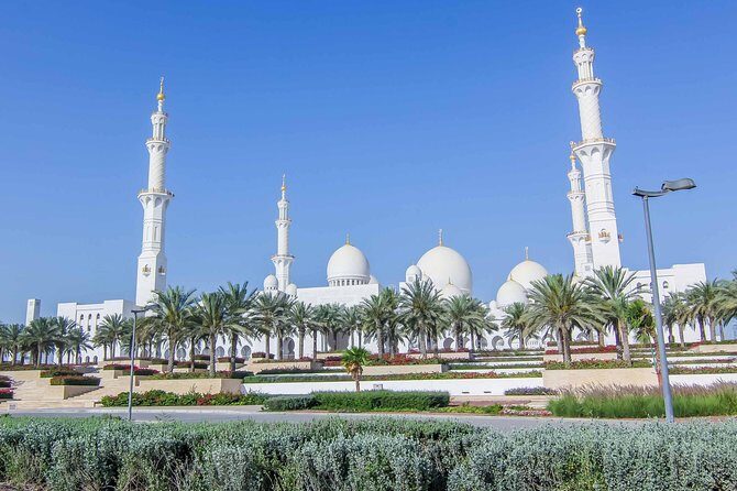Abu Dhabi Full-Day City Sightseeing Tour from Dubai - Central Souq and the Date Market: Where the Day Turns Local