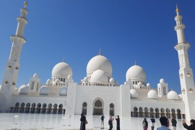 Abu Dhabi Full Day City Tour From Dubai - Yas Island and the Ferrari World Stop: Photos, Theme-Park Energy, and a Ticket Reality Check