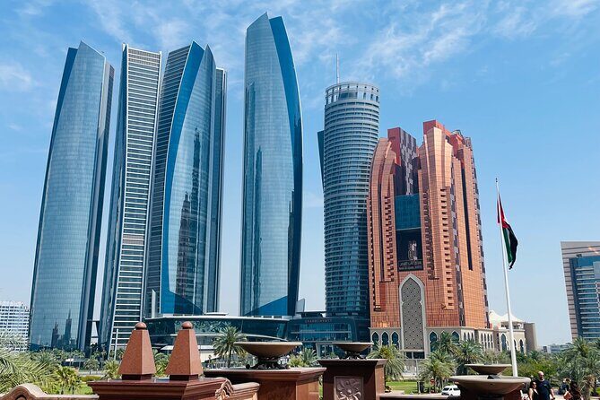 Abu Dhabi Full Day City Tour From Dubai - Emirates Palace Marina: A Short Photo Stop with Big-Design Surroundings