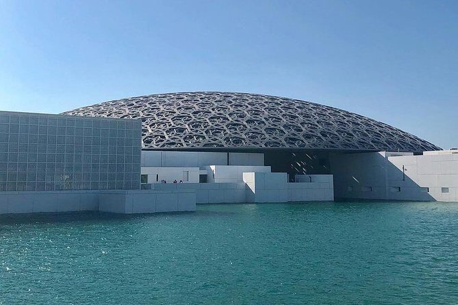 Abu Dhabi Full-Day Tour from Dubai - The Corniche photo stop: a quick slice of seaside Abu Dhabi