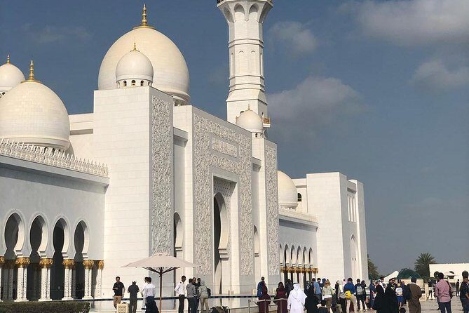 Abu Dhabi Full-Day Tour from Dubai - Price and timing: 7 to 8 hours that move on purpose