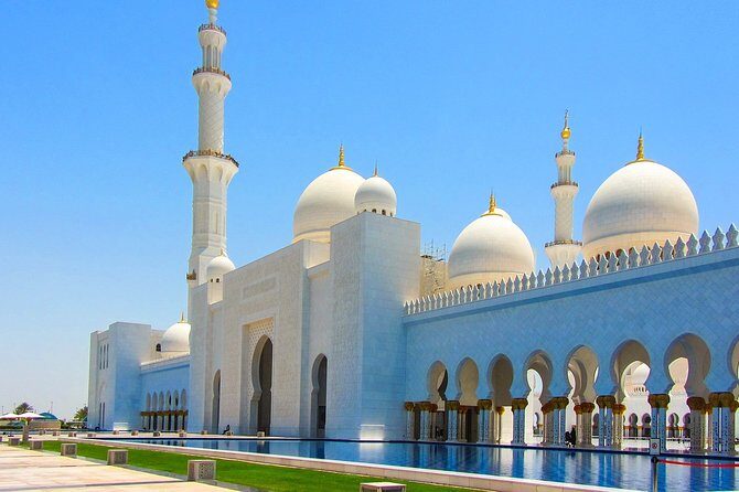 Abu Dhabi Grand Mosque, Etihad Towers & Royal Palace Visit from Dubai - How the guide and timing make the day work