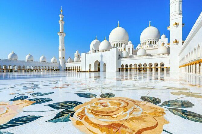 Abu Dhabi Guided private tour - Sheikh Zayed Grand Mosque Center: The 82-Dome Moment
