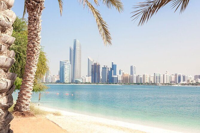 Abu Dhabi Guided private tour - Getting Oriented on the Drive: Jebel Ali, Capital Gate, and Al Bateen