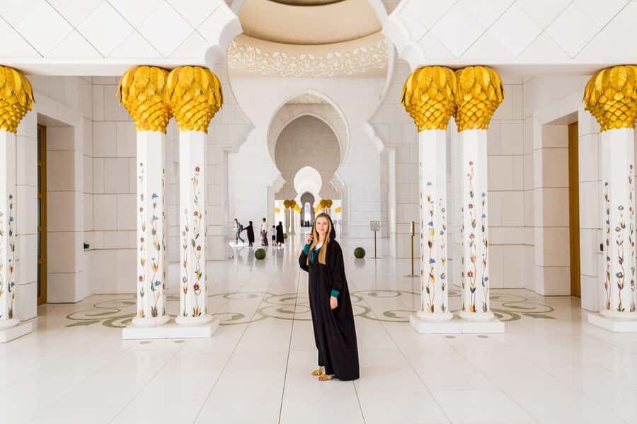 Abu Dhabi: Guided Walking Tour at Sheikh Zayed Grand Mosque - Price and value: what you get for $19