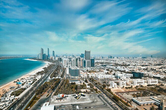 Abu Dhabi Half Day City Tour Sharing Experience - Pickup, group size, and how the ride keeps you comfortable