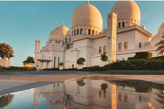 Abu Dhabi Highlights Day Trip from Dubai - Post-Lunch Highlights: Etihad Towers Views, Louvre Area Pass-By, and Saadiyat Island