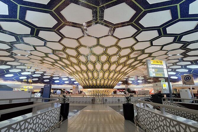 Abu Dhabi International Airport (AUH) VIP Lounge Access - The Airport Reality: Queues, Capacity Limits, and Code Problems