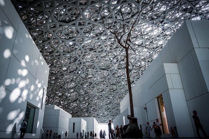 Abu Dhabi Mosque and Louvre Museum with Lunch from Dubai - Transportation and timing from Dubai: expect a long road day