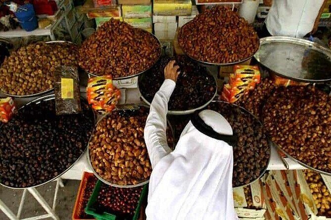 Abu Dhabi Premium Full-Day Sightseeing Tour From Dubai - Emirates Heritage Village: a reconstructed taste of traditional Arabian life
