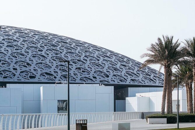 Abu Dhabi Private City Tour From Dubai - Marina Mall and lunch reality: plan your meal strategy