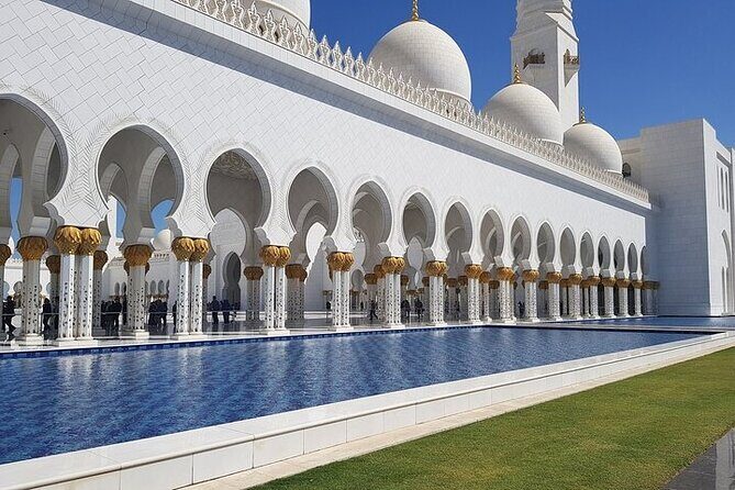 Abu Dhabi Private Tour with Grand Mosque, Emirates Palace & More - From Dubai to Abu Dhabi: an 8-hour schedule that actually holds together