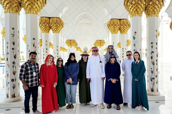 Abu Dhabi Private Tour with Grand Mosque, Emirates Palace & More - Corniche Beach and Emirates Palace: iconic views without a long detour