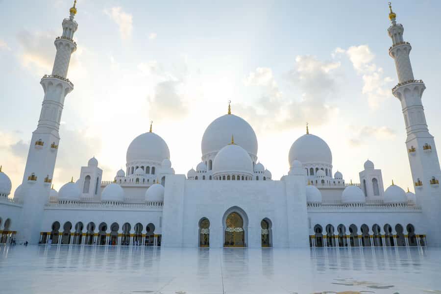 Abu Dhabi: Professional Photoshoot at Sheikh Zayed Mosque - Key things I’d bookmark before you go