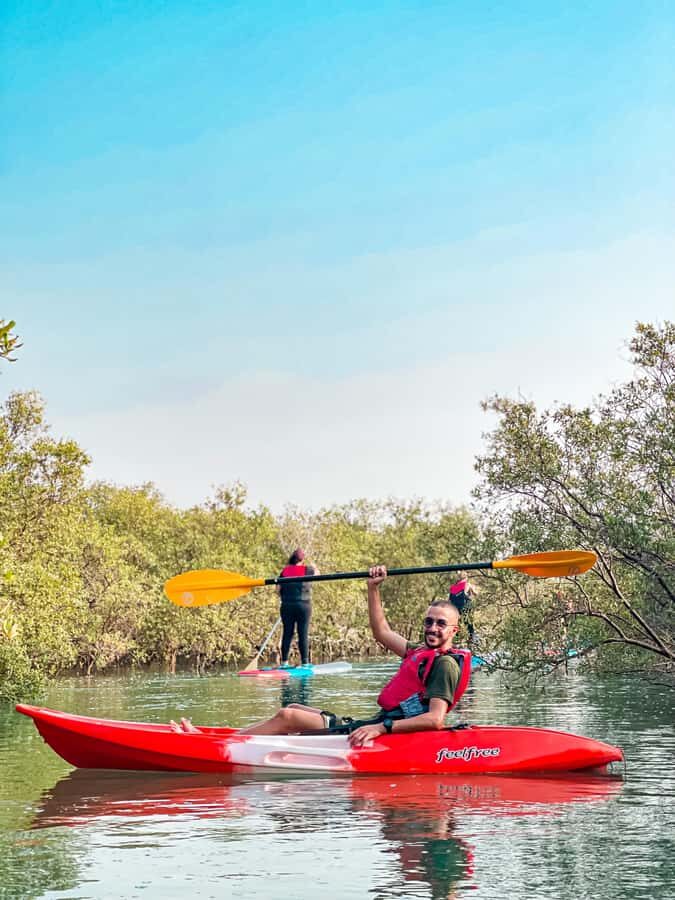 Abu Dhabi: Reem Central Park 2-hour Guided Kayak Tour - What to bring, what to wear, and how to avoid the annoying parts