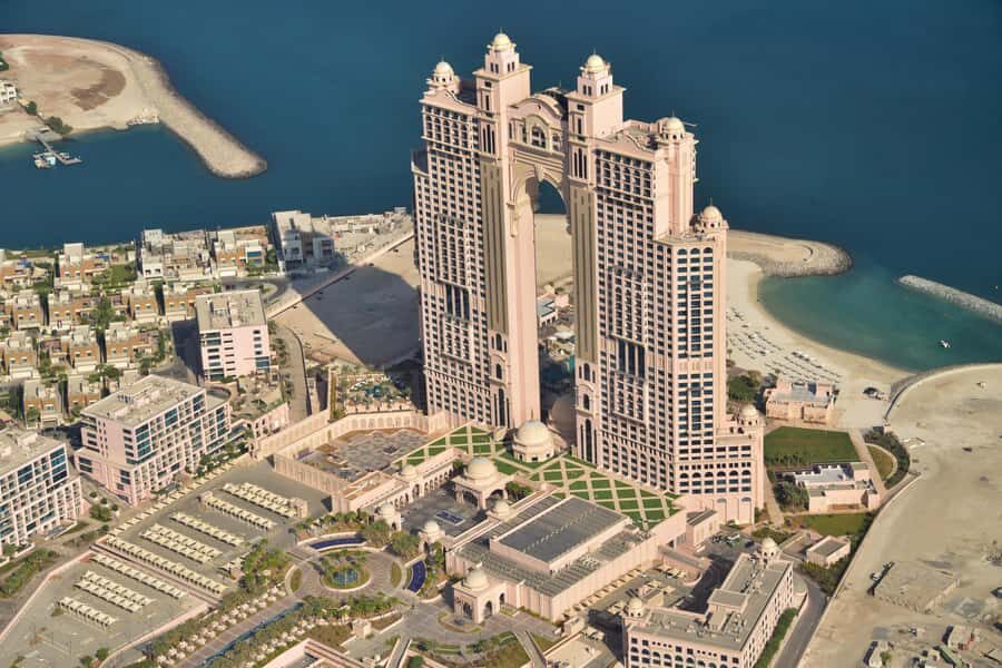 Abu Dhabi: Scenic Private Helicopter Tour - Helicopter Travel Reality Check: Who Should Skip It