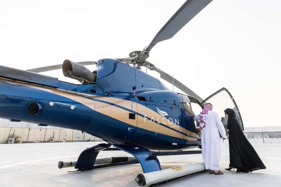 Abu Dhabi: Shared Helicopter Tour - Skyline eye-catchers: Rixos, Marina Mall, the Giant Flagpole, and the Presidential Palace