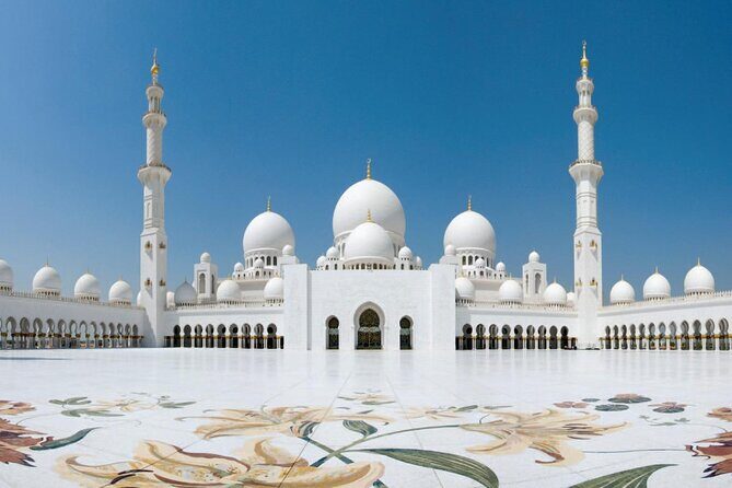 Abu Dhabi Sheikh Zayed Grand Mosque Tour - Your Arrival at the Mosque Center: Architecture You Can Read Fast