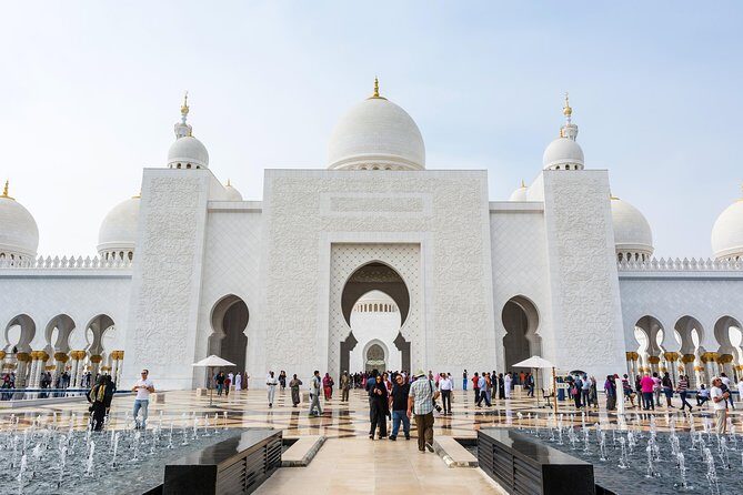 Abu Dhabi Sheikh Zayed Mosque Half-Day Guided Tour from Dubai - A Half-Day Mosque Break From Dubai That Actually Feels Worth It