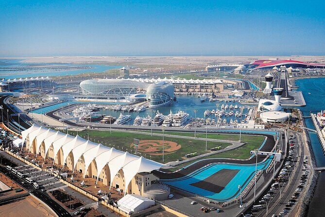 Abu Dhabi Tour from Dubai: Sheikh Zayed Mosque & Warner Bros - A Full Day Shift From Dubai to Abu Dhabi