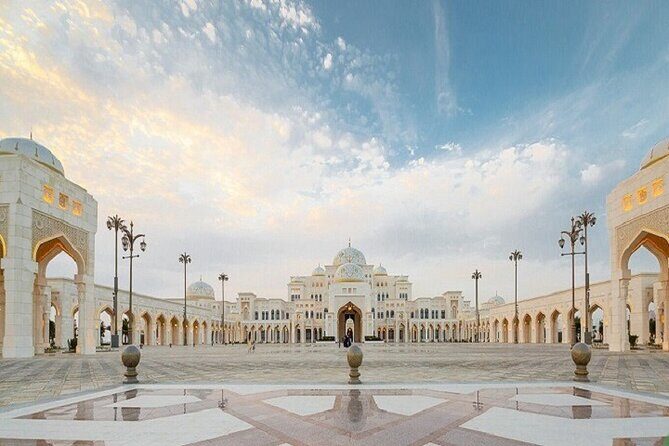 Abu Dhabi Tour from Dubai With Gold Coffee At Emirates Palace - From Dubai to Abu Dhabi Without the Headaches: How This Day Trip Works