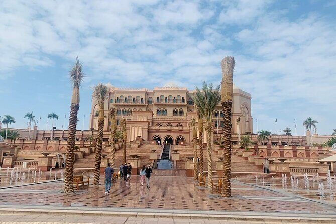 Abu Dhabi Tour Grand Mosque Emirates Palace Heritage Village - Louvre Abu Dhabi: Dome + Water Photos in 15 Minutes