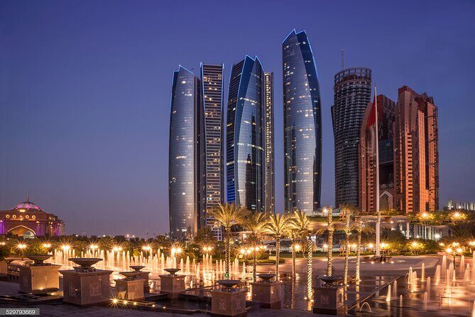Abu Dhabi Tour in Private 4x4 with Grand Mosque, Louvre & Ferrari - Qasr Al Watan: a palace visit that’s worth budgeting for