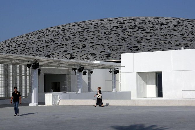Abu Dhabi Tour with Louvre Museum Tickets - The Dubai-to-Abu Dhabi Drive: When Time Feels Like the Main Attraction