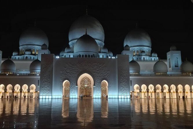 Abu Dhabi Tour with Sheikh Zayed Grand Mosque from Dubai - Heritage Village: culture in a short burst