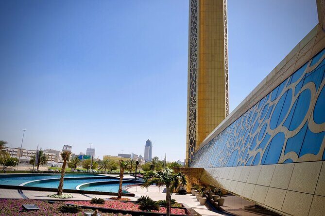 Admission to the Dubai Frame to see the Two Faces of Dubai - Dubai Frame Entry: What to Expect at the Top