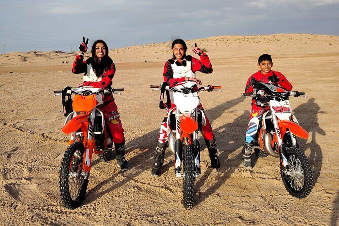 Adult Desert Motorbike Training in Dubai - Closed Flat-Ground First: Where Balance and Control Click