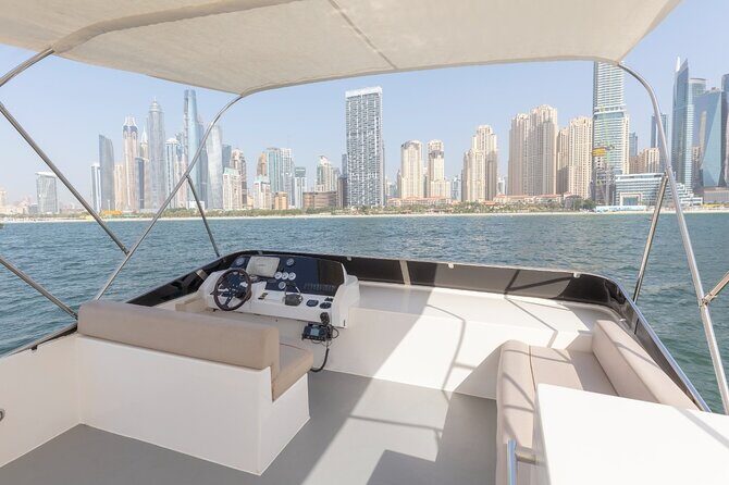 Affordable Yacht Rental Viktoriia from Dubai Marina - 4-hour adventure: Atlantis plus Burj Al Arab and lagoon swimming