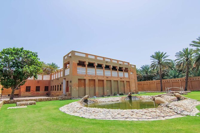 Al Ain City Sightseeing tour with Lunch from Dubai - Lunch at a 4-Star Hotel and the Sheikh Zayed Palace Museum