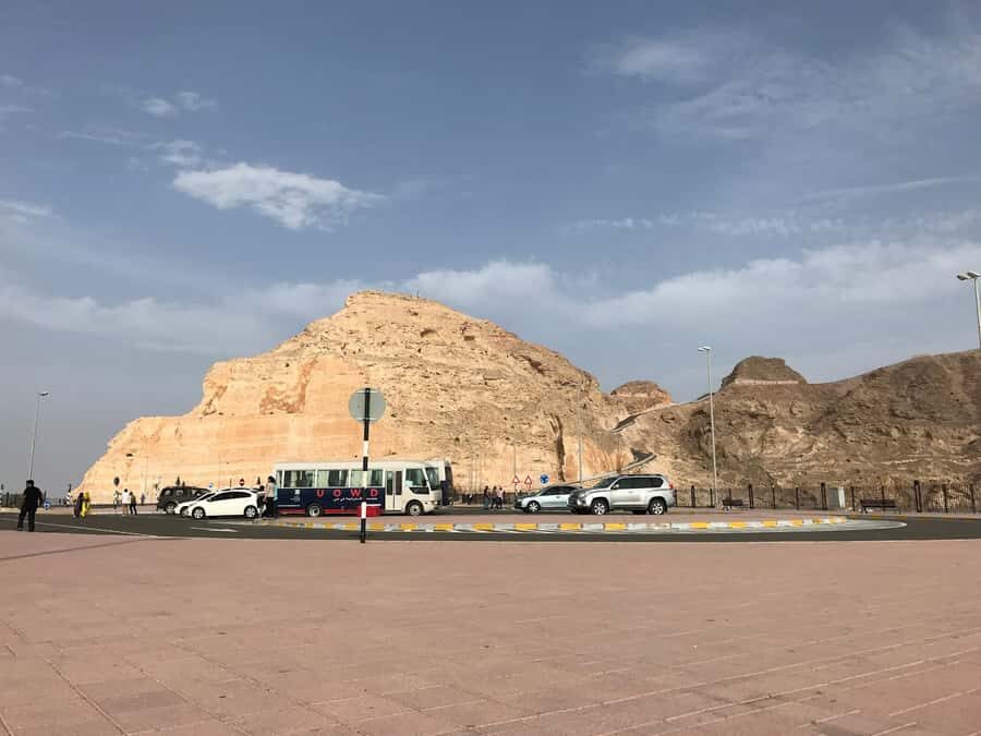 Al Ain City Tour | Oasis, Heritage & History Landscapes - Lunch Break: Plan for Your Own Choices