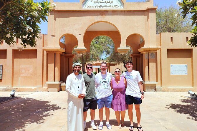 Al Ain Full Day City Tour From Dubai, the Birthplace of Country - Bawadi Mall Fun City: A Convenience Stop That Can Either Help or Hurt
