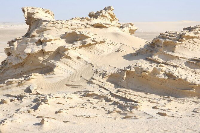 Al Wathba Fossil Dunes and Salt Lake Trip from Abu Dhabi - Who should book this Al Wathba combo tour
