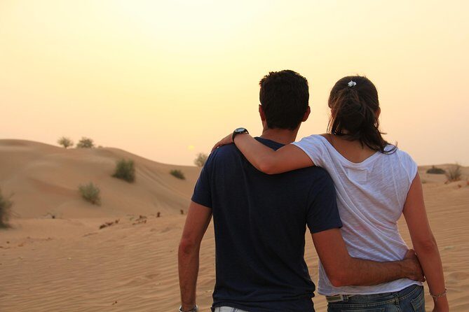 Amazing Abu Dhabi Evening Safari - Henna Painting, Shisha, and Costume Photos: Desert Culture on Your Terms