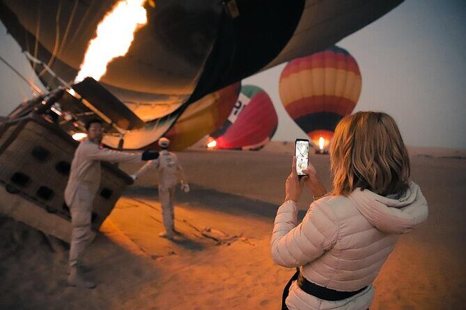 Amazing Hot Air Balloon With Beautiful Desert Sunrise View - The Falcon Moment at 4,000 Feet: Memorable, But Listen for Timing