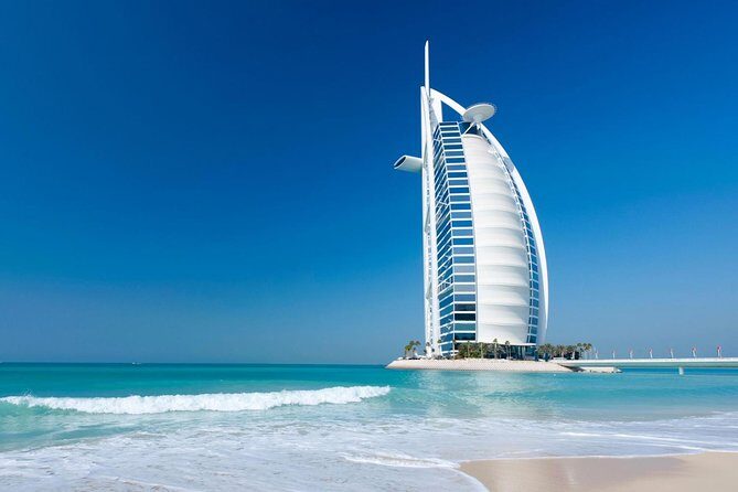 At the Top Burj Khalifa & Afternoon tea at Burj Al Arab - The human factor: guides and smooth hosting