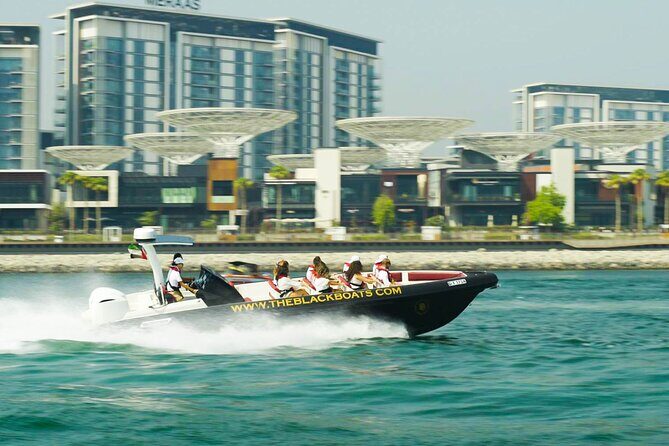 Atlantis 60 Minute Boat Tour - The value in what’s included: photos, water, and life vests