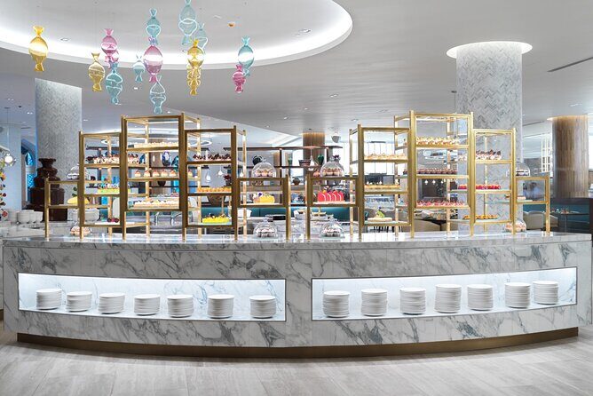 Atlantis the Palm Buffet with Balloon Dubai or Monorail Day Pass - Food choices, allergies, and the drinks situation
