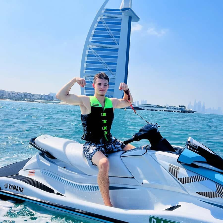 Burj Al Arab View: Thrilling 30-Minute Jet Ski Tour in Dubai - Timing, group size, and instructor languages that reduce hassle