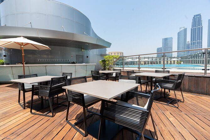 Burj Khalifa 125th Floor, Lunch or Dinner at Rooftop Burj Club - Price and what you’re really paying for