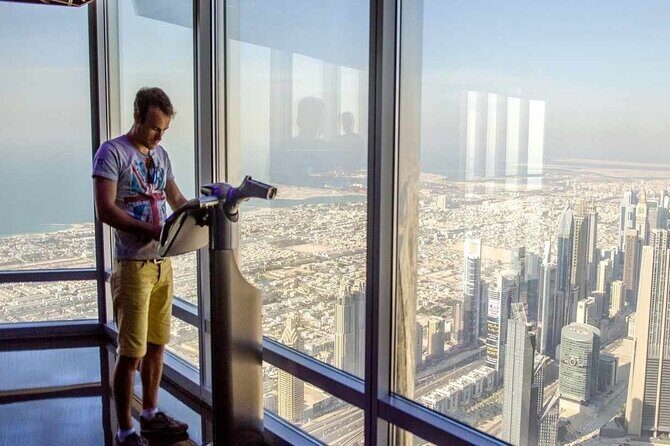 Burj Khalifa At The Top & Underwater Zoo Aquarium with Transfer - Should You Book This Tour?