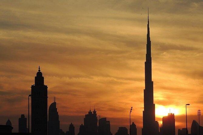 Burj Khalifa, Dubai Aquarium & UWZ with Penguin Cove Tickets - Dubai Aquarium & Underwater Zoo: what 1 hour really looks like