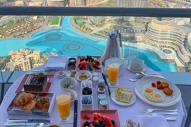 Burj Khalifa Ticket with The Cafe Treat - Levels 124 and 125: why this view package needs a plan